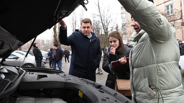 Села бы в машину, был бы труп. Жительница Белгорода чудом спаслась после ракетной атаки небратьев