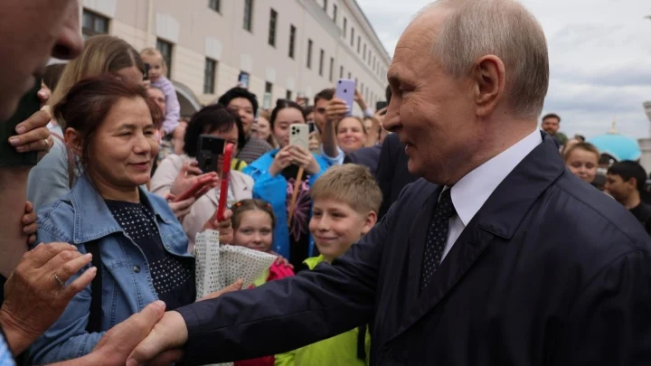 Лицо охранника Путина вместо тысячи слов: И кто теперь скажет о подставе?