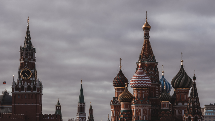 Мы вас пересидим: На Украине заявили, что Россия получила выгодные для себя 2 года режима войны