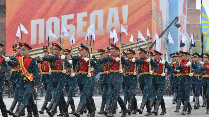 Хочу и поеду: Додик не боится санкций ЕС из-за визита в Москву на 9 Мая