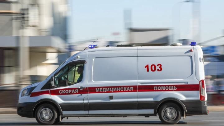 “От удара пассажиров разорвало на части”: шесть человек погибли в страшной аварии под Мариуполем