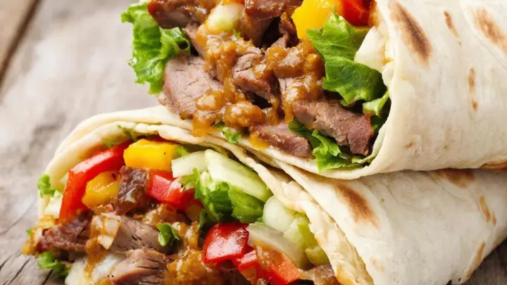 В Челябинске признали незаконной самую вкусную шаурму