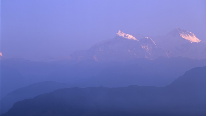 О жизни покорителя Эвереста из Карасука Владимира Балыбердина создали фильм