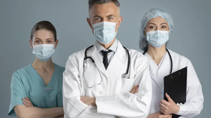 Студенты-медики бунтуют. Не хотят работать в больницах России. Что происходит?