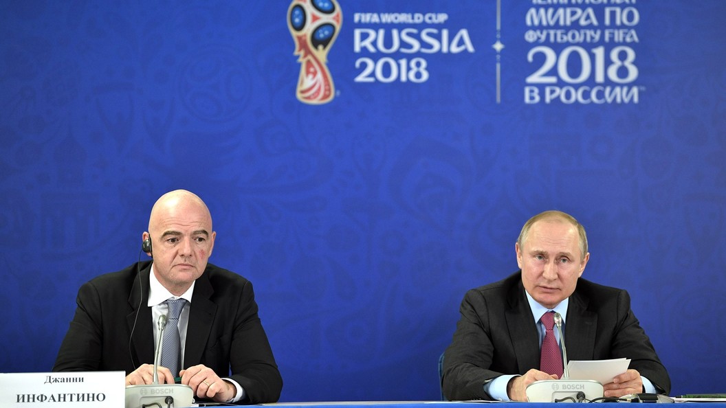 Путин отметил достойный курс Инфантино в ФИФА Путин отметил достойный курс Инфантино в ФИФА