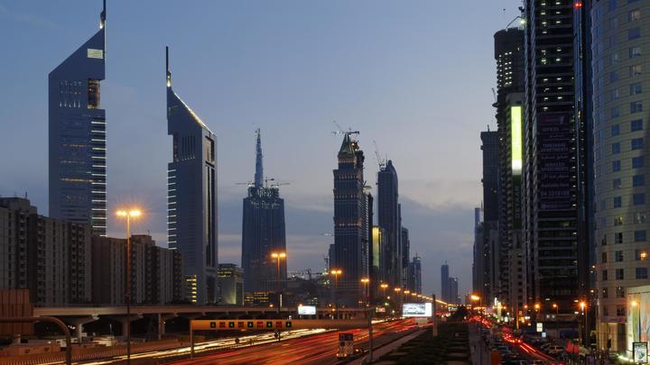 Дубай надеется заманить к себе до 1 млн русских