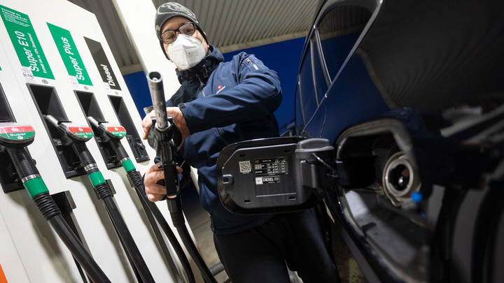 Как изменятся цены на бензин: ФАС обнадёжила прогнозом водителей