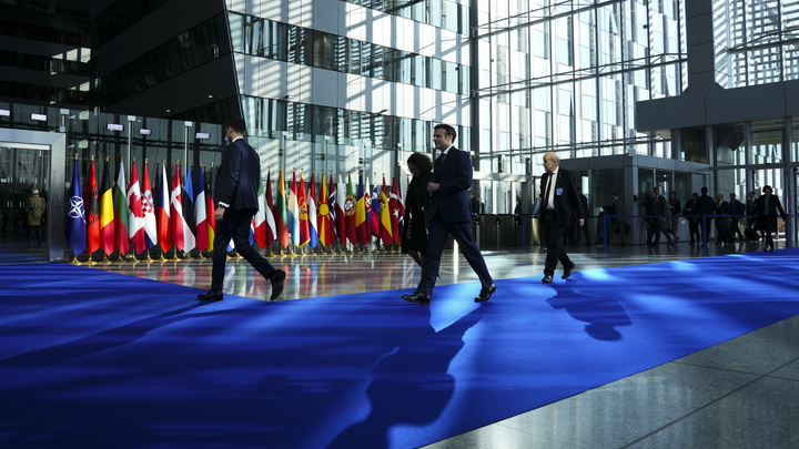 New York Times: страны НАТО разделились - как дальше быть с Москвой?