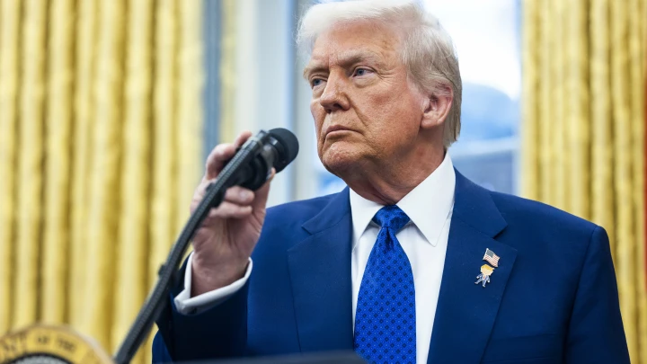 Трамп: Зеленскому придётся делать то, что он должен, его рейтинги не слишком высоки