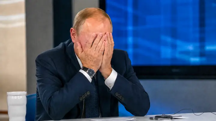 «За три дня у нас город перестроят»: Путин едет в Новосибирск — чиновники в панике начали готовиться «За три дня у нас город перестроят»: Путин едет в Новосибирск — чиновники в панике начали готовиться