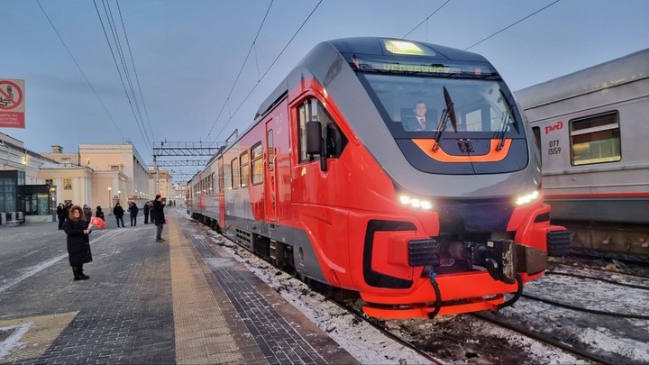 Поезд Орлан из Челябинска в Екатеринбург в феврале прибавит ещё один вагон