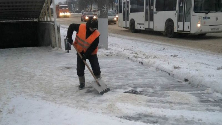 Владимир остро нуждается в дворниках