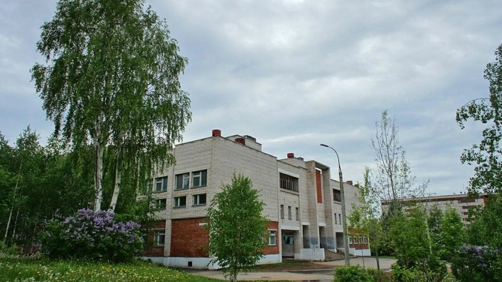 Дедушка убитого в Ижевске ученика указал на важную проблему в школе: Любой может