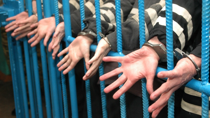 Исламисты чуть не устроили мятеж в читинском СИЗО. Всё по классике: джамаат, ножи, заложники