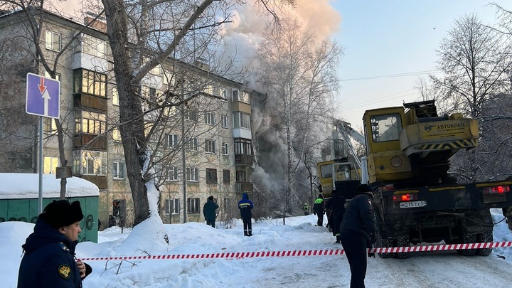 Главное о ЧП в доме на улице Линейной в Новосибирске: что известно к этому часу