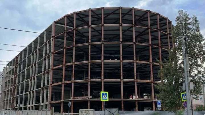 Долгострой на улице Васенко в центре Челябинске продан за 40 млн рублей
