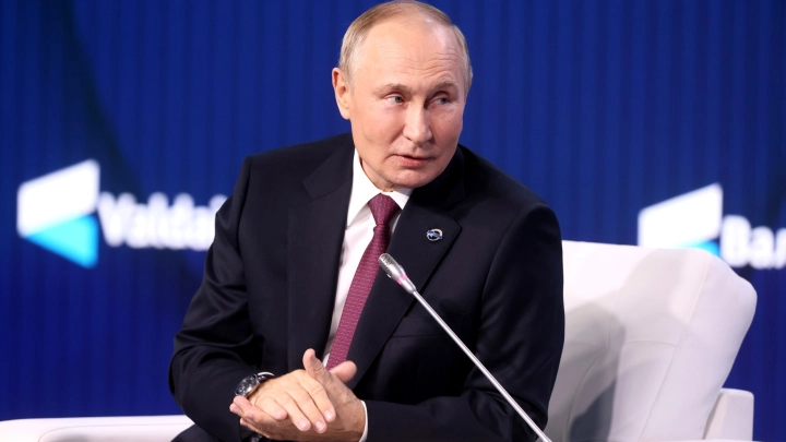 Владимир Путин: Польша не пустила СССР в Чехословакию, когда ей угрожал Гитлер