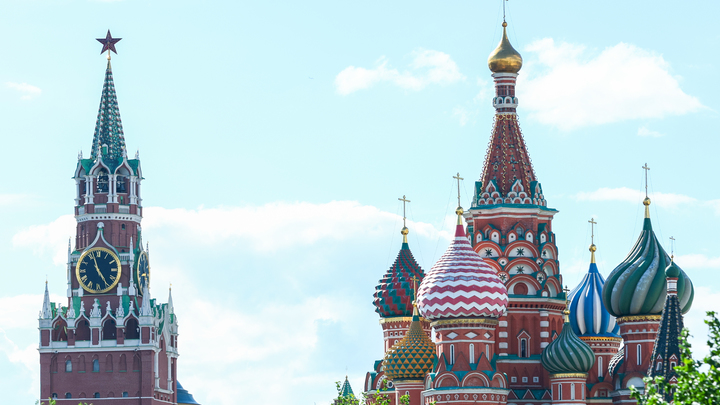Кремль: Путин подписал указы о помиловании обменянных из России граждан