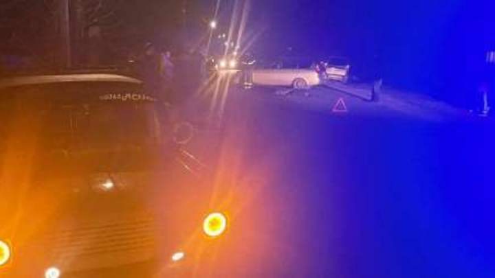 В Темрюкском районе водитель переехал лежащего на земле велосипедиста