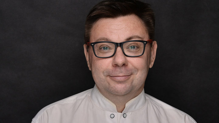 Актер из сериалов «Универ» и «Склифософский» Дмитрий Овчинников умер на 51-м году жизни