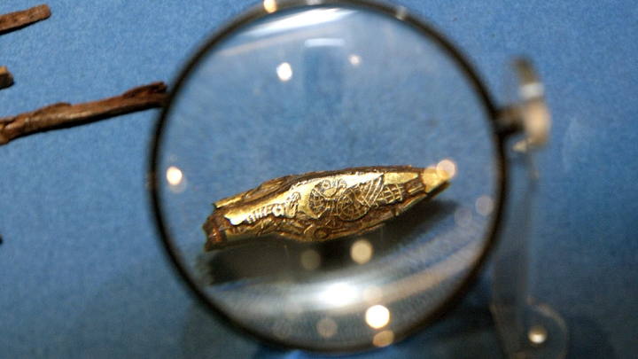 СБУ не выдержала: Скифское золото выставили на всеобщее обозрение