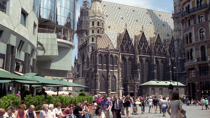 Что случилось за ночь? Австрия резко передумала насчёт высылки русских дипломатов