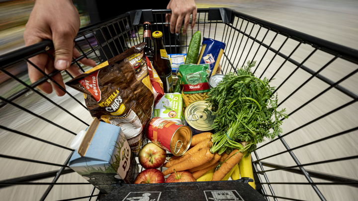 Морковь на треть, картофель на четверть: Как продукты подорожали в июне в Новосибирской области