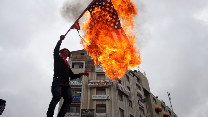 США поймали в ловушку по плану Че Гевары. И это сработало