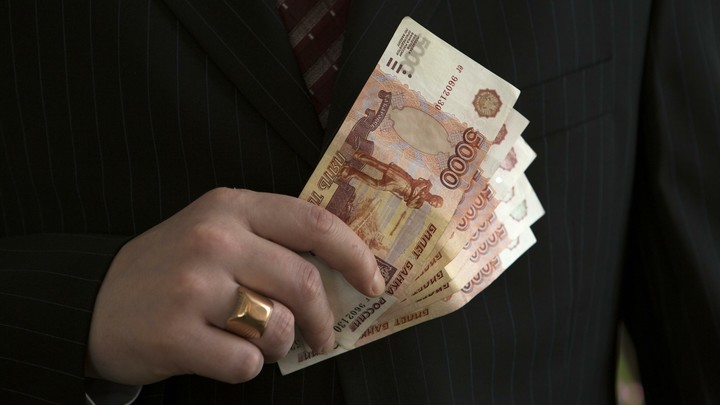 Чиновник из Пенсионного Фонда по Челябинской области попался на взятке в 3,1 миллиона