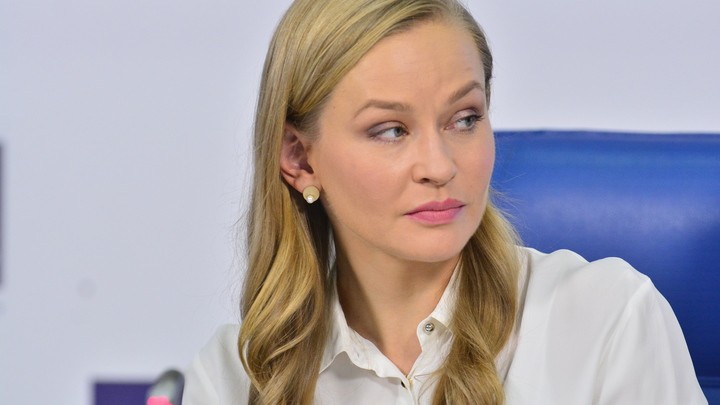 Юлия Пересильд дважды оскорбилась на премии Звезда Театрала