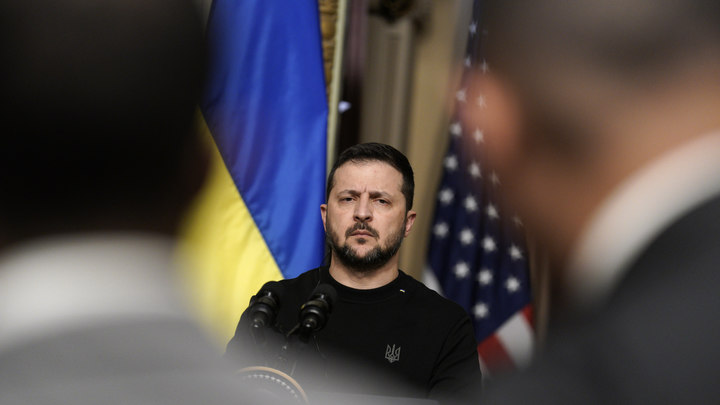 Филиппо: наглость Зеленского уменьшила размер помощи Украине от США