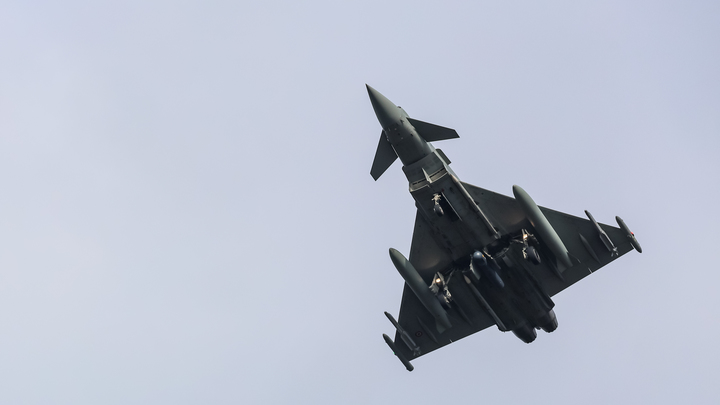 Глобальные амбиции НАТО растут: Военный потенциал вдоль границ России усиливается