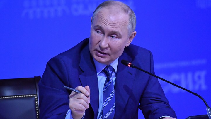 Путин честно назвал главных врагов России: Маски сброшены - борются веками