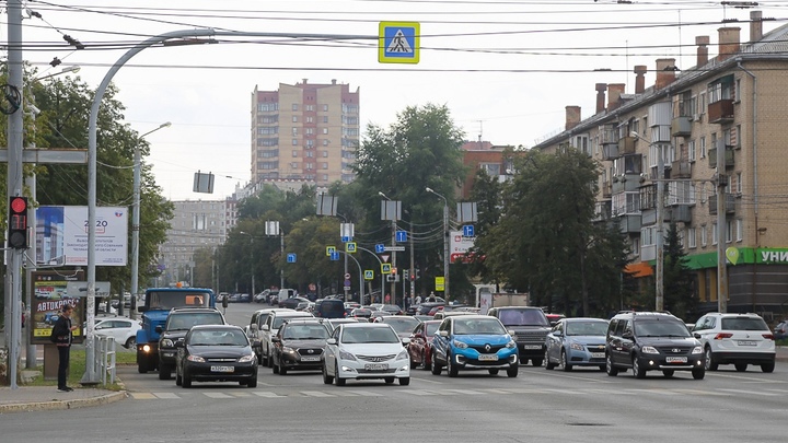 В Челябинске во всех районах проверят и снесут незаконные стоянки