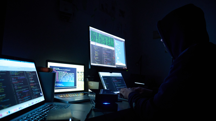 Хакеры атаковали таможню России. Сбои по всей информационной системе