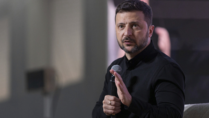 Страна: Запад начал операцию по отстранению Зеленского от власти