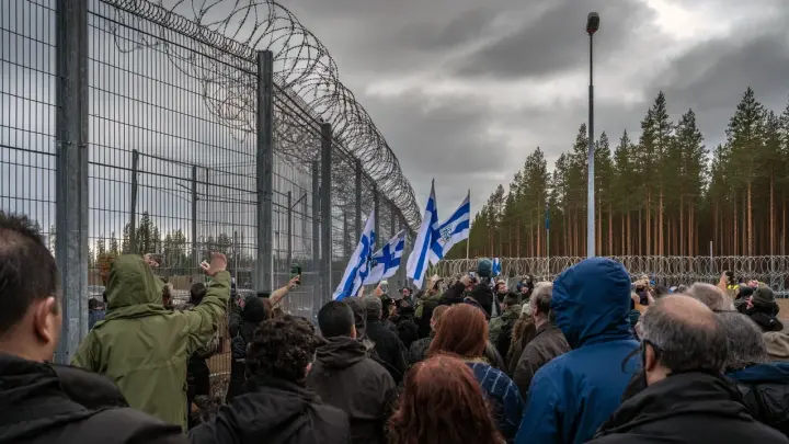 Закрыли границу — получили кризис: Финляндия беднеет