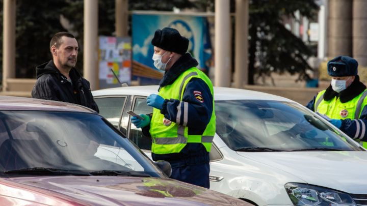Полиция ищет нарушителей режима самоизоляции в Челябинской области