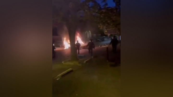 Le Monde: во французском городе Нантер начались беспорядки после убийства подростка полицией