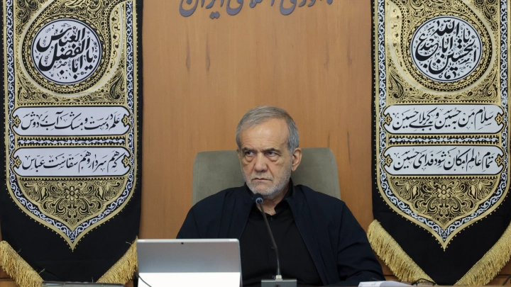 Израиль попытался убить президента Ирана: Пезешкиан ранен. Что известно о его состоянии