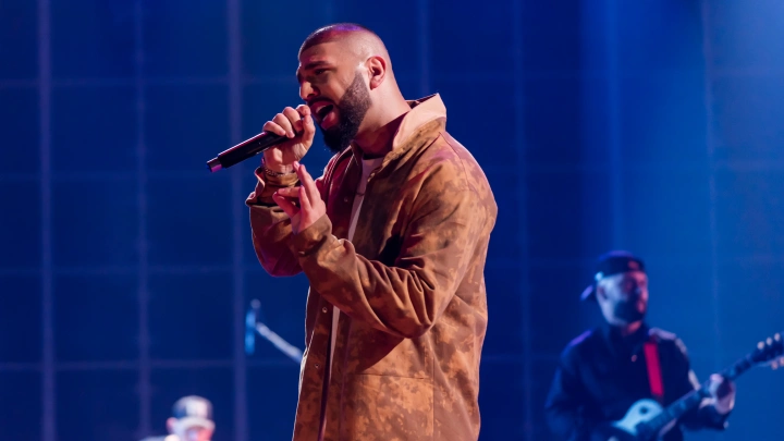 Рэпер Артем Качер подрался с новыми участниками во время съёмок шоу Сокровища императора