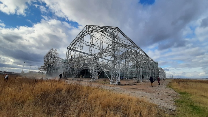 Народный артист России Алексей Любимов сыграет в пакгаузах на инструменте XIX века