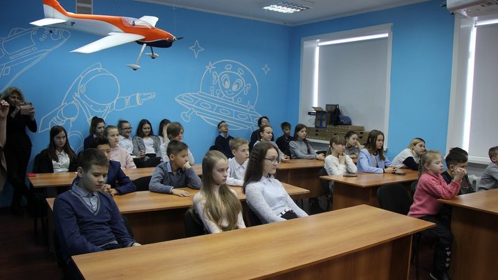 Для школьников Новосибирской области организовали игру про выборы в Госдуму