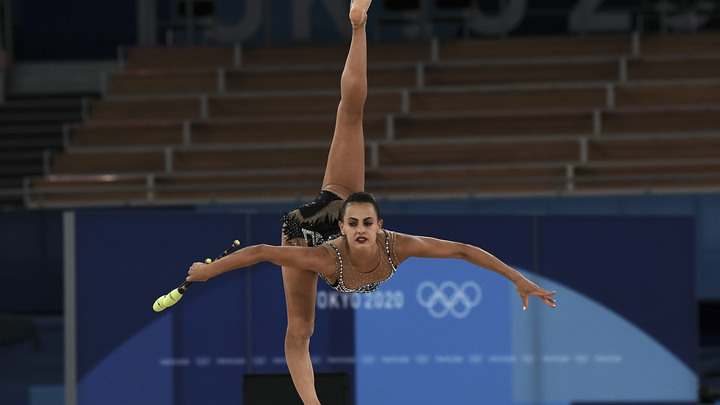 Реакцию израильской гимнастки после падения ленты прочли по лицу