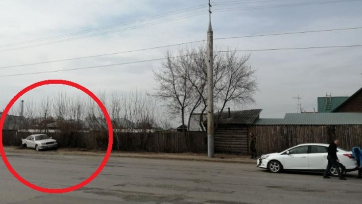 Случайная жертва: в Кургане пешеход пострадал после ДТП с двумя авто
