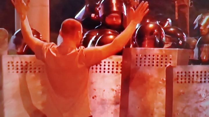 Путин не нападёт, не бойтесь!: Белорусов натаскивали на майдан пророчествами о России