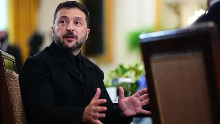 Telegraph: в поведении Владимира Зеленского наблюдается отчаяние