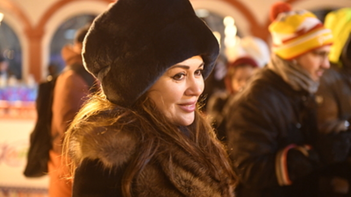 Куда из загородного дома исчезла Анастасия Заворотнюк: Тайну тяжелобольной актрисы выдали камеры