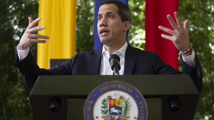 Пушков показал символ политического поражения Запада: Одно фото в аэропорту