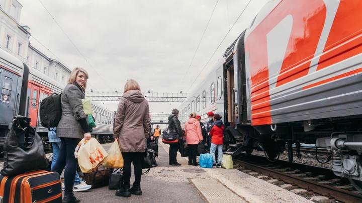 Челябинцы могут уехать в Казахстан на поезде